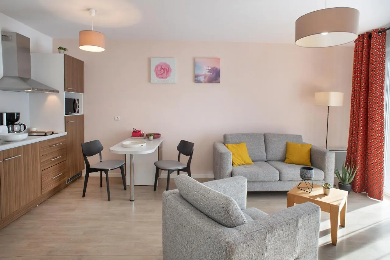Aparthotel Domitys Les Sables D'Or Villeneuve-le-Roi