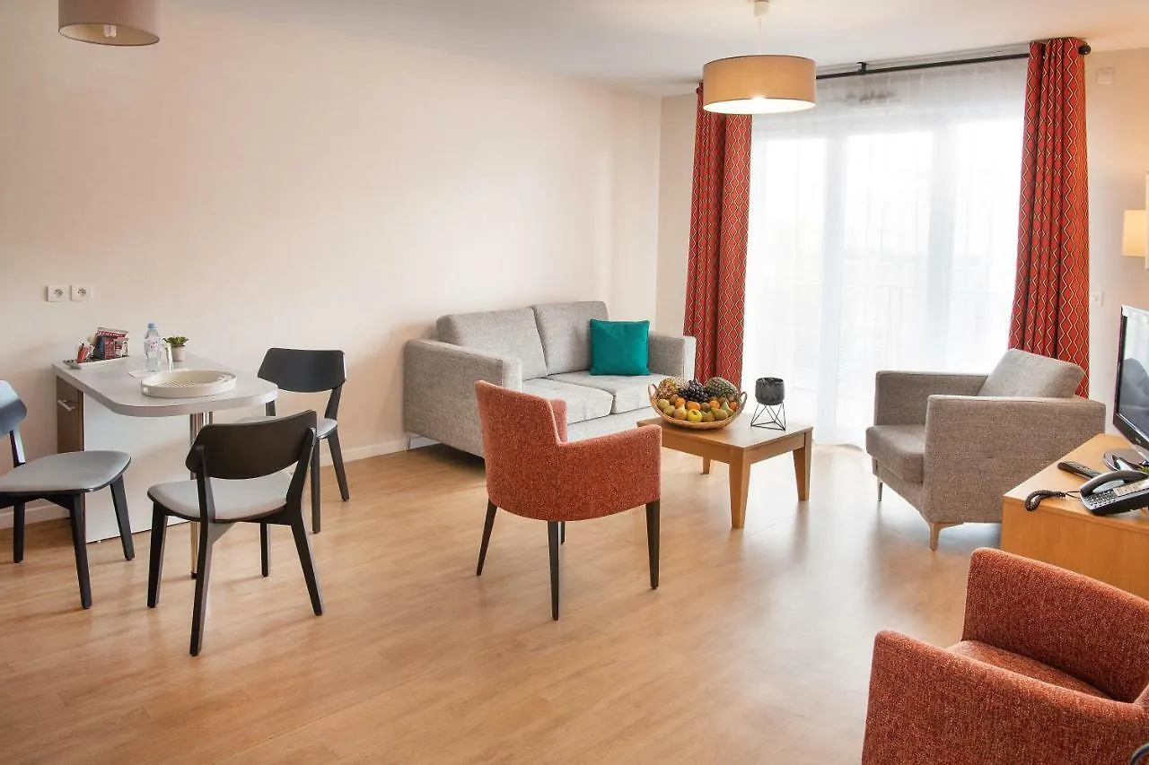 Aparthotel Domitys Les Sables D'Or Villeneuve-le-Roi